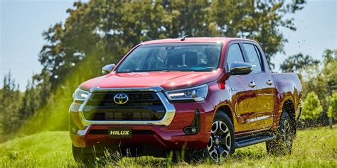 Hilux 2022 chega na rede Toyota dia 25 AutoIndústria