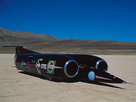 10 Verblüffende Fakten über Das Schnellste Landfahrzeug Der Welt Den Thrust Ssc