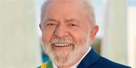 Jornal Expõe O Que Lula Fazia Em Banheiro Antes De Sofrer Queda