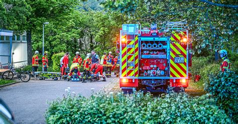 Vier Kinder In Remshalden Nach Sturz Durch Sporthallendach Schwer