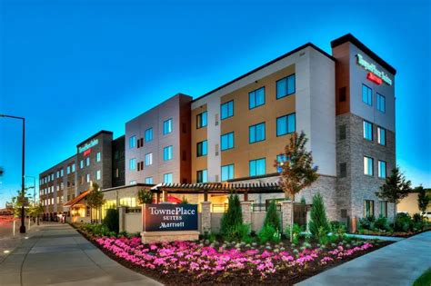 22 Best Hotels Connected And Near Mall Of America