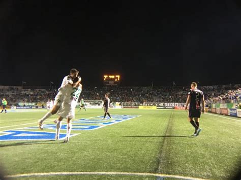 Ottawa Fury Fc Lose Nasl Championship 3 2 To The New York Cosmos Cbc News