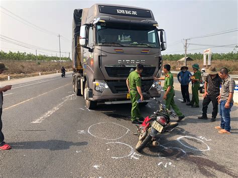 Thực Nghiệm Hiện Trường Vụ Tai Nạn Giao Thông Làm 01 Người Tử Vong