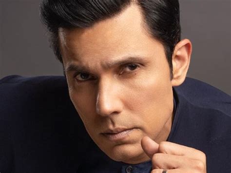 Randeep Hooda Told The Reality Of Bollywood Parties रणदीप हुड्डा ने