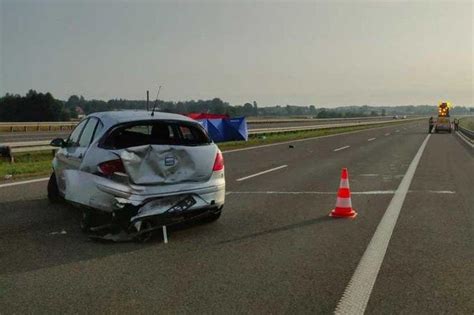 Podkarpackie Tragiczny Wypadek Na Autostradzie A Samoch D Potr Ci