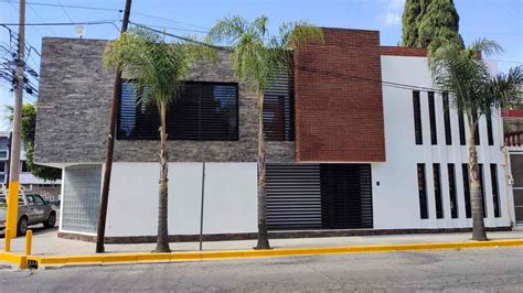 VENTA CASA AMPLIA EN ESQUINA SAN JOSÉ VISTA HERMOSA Lamudi mx