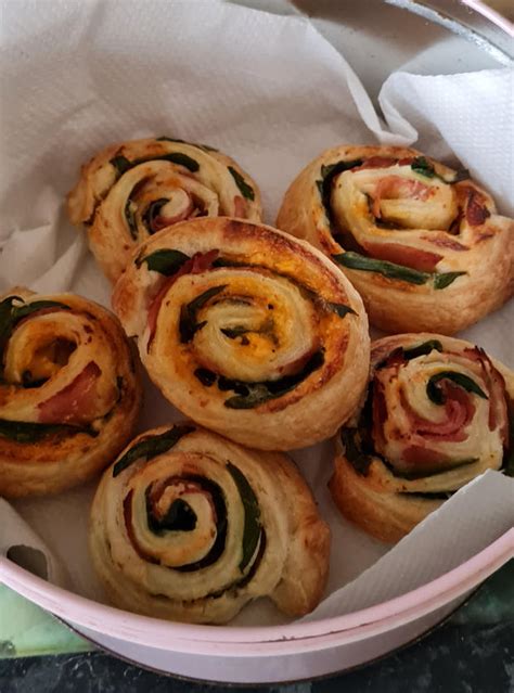 Ham And Cheese Spinach Swirls Recipe Image By Michelle Pinch Of Nom