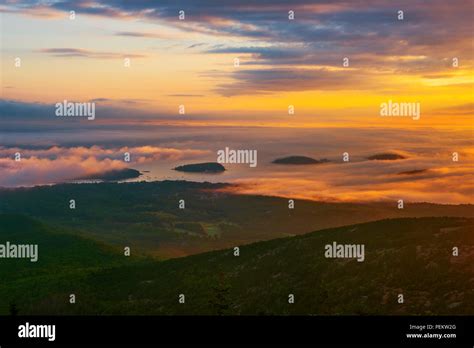 sunrise on Cadillac mountain Stock Photo - Alamy