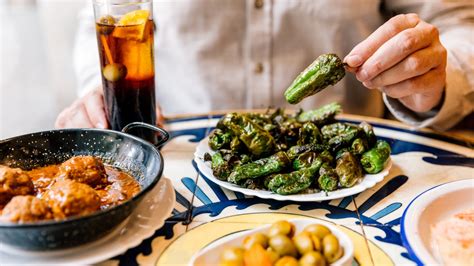 Restaurants And Cafes In Barcelona Are Banning Solo Diners The