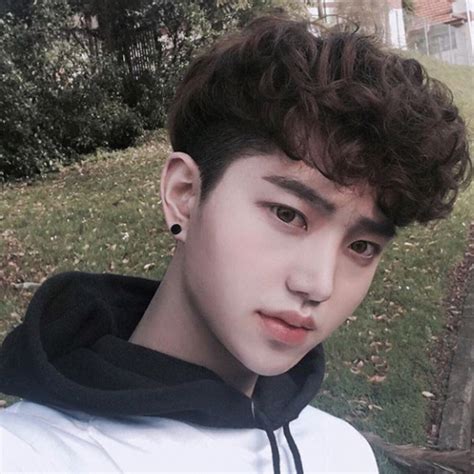 16 Korean Ulzzang Boy Instagram