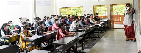 About College Veltech Multitech