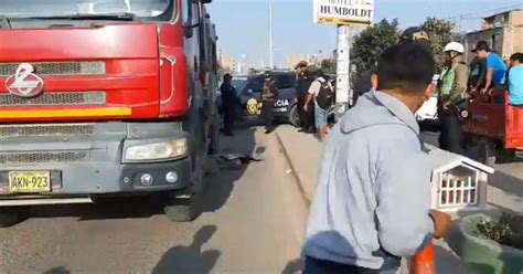 Muere anciano al ser atropellado por camión de constructora VIDEO