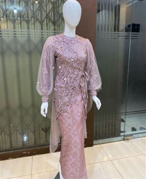 Inspirasi Kebaya Wisuda Inspirasi Model Baju Wanita Gaun Sederhana