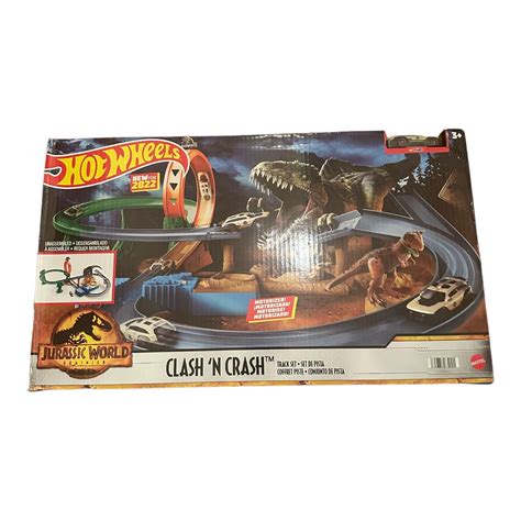 New Jurassic World Dominion Clash N Crash Hot Wheels Dinosaur Track