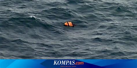 Basarnas Sebagian Puing Airasia Qz Berada Di Bawah Laut