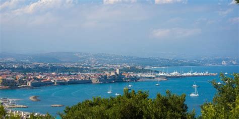 Antibes à Travers Les Livres Babelio