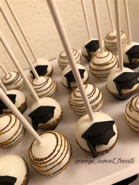 44 Graduation Cake Pop Ideas