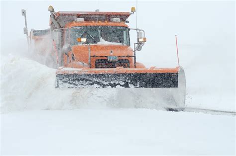 6 Plows Hit In Se Nd Fargo Woman Arrested For Dui In One Crash Kvrr