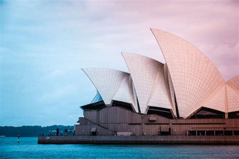 Top 15 Biggest Landmarks in Australia and Oceania (2023)