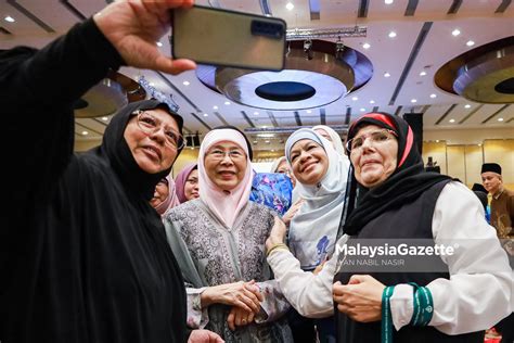 Pm Hadir Majlis Kesyukuran Setahun Kerajaan Madani