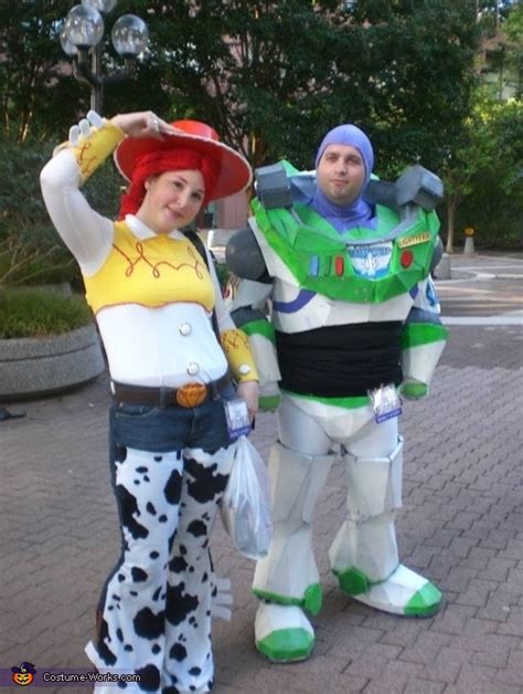 Buzz Lightyear and Jessie - Couples Homemade Halloween Costume | Easy DIY Costumes