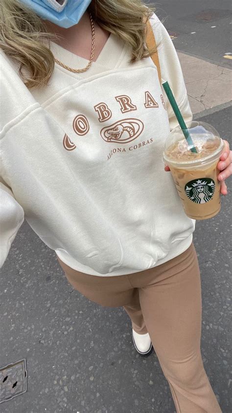 Beige Outfit, Neutral Outfit, Everything Has Change, Icedcoffee, Beige Aesthetic, Feeling Happy ...