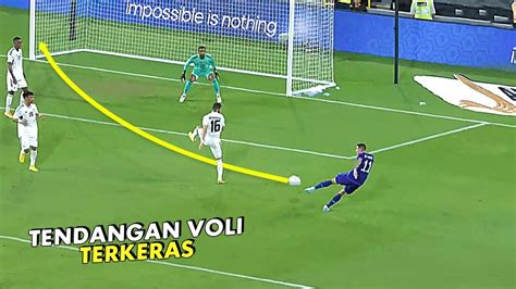 KIPER MATI LANGKAH Tendangan Voli Paling Keras YouTube