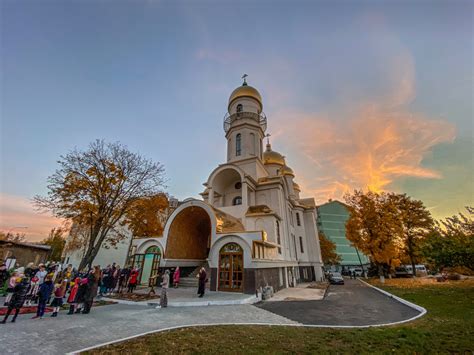 ÎPS Mitropolit Vladimir a tîrnosit biserica Sf Serghie de Radonej a