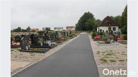 Vohenstrau Er Stadtrat Beschlie T Neue Geb Hren F R Friedhof In