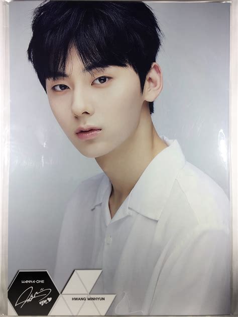 Hwang Min Hyun ファン・ミンヒョン Wanna One ワナワン Nuest Nuest ニューイースト グッズ