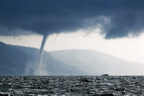 Tornado In Italia Sempre Pi Frequenti Ecco Quali Sono Le Cause