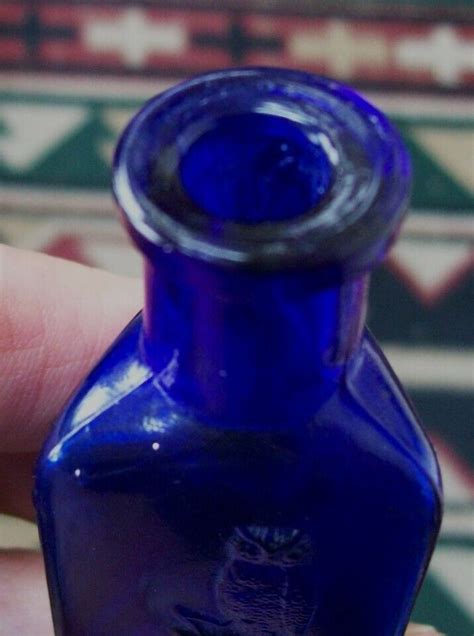 Exc Cond Inches Cobalt Blue Wing Owl Drug Co Triangular Poison