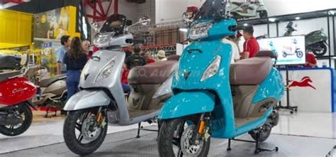 Tvs Callisto Meluncur Skutik Retro Berkarakter Dengan Mesin