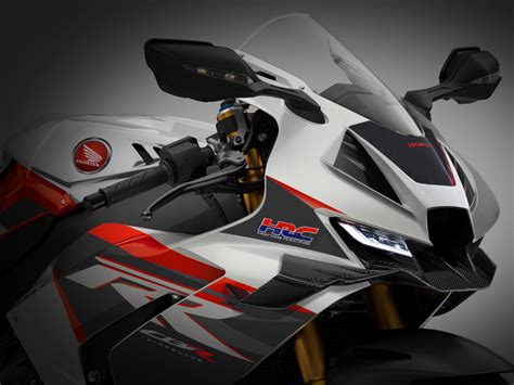 ScoopCBR1000RR R Fully Remodeled Will The 2024 Model Be The Last