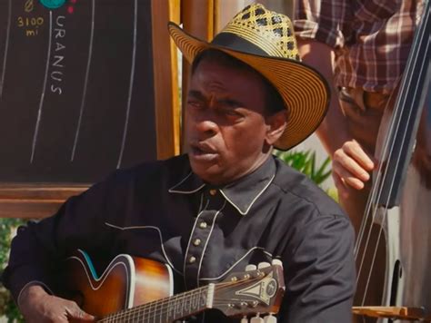 Seu Jorge Destaque Em Novo V Deo Dos Bastidores De Asteroid City