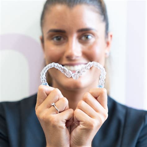 Invisalign Gold Coast Orthodontic Treatments Medland Orthodontics