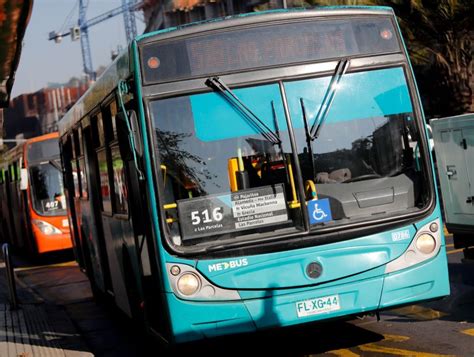 El Transantiago presentó tres nuevos recorridos que beneficiará a 51