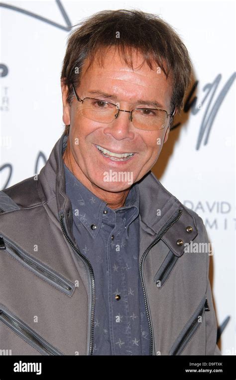 Sir Cliff Richard Cliff Richard Announces His New Album With A Press