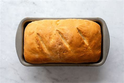 Super Easy Yeast Bread Recipe For Beginners