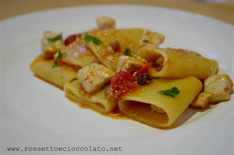 Paccheri Con Pesce Spada Rossetto Cioccolato