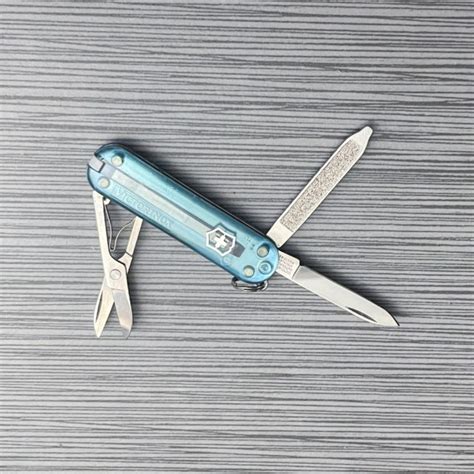 Bladebinge Victorinox Swiss Army Knife Mm Classic Blue Transparent