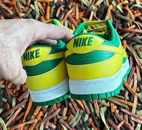 On-Feet Photos of the Nike Dunk Low “Reverse Brazil” – The Elite