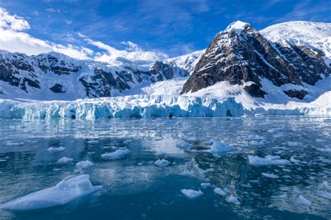 Pre-Register for Antarctica 2023 | 24 Season - Aurora Expeditions™