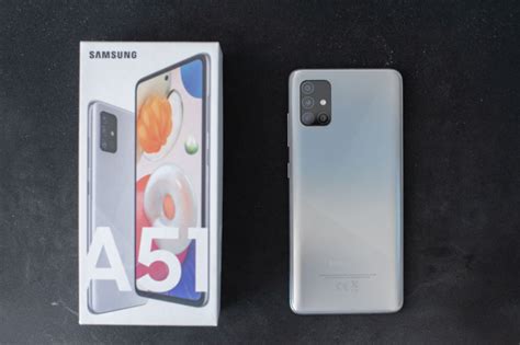 Samsung Galaxy A51 Silver U Odličnom Stanju Na Prodaju