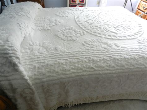 White Chenille Bedspread, Queen Bedspread, White Bedspread, White ...