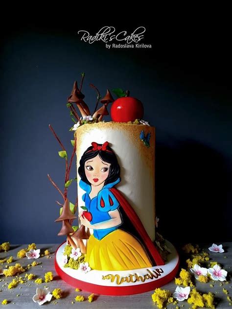 Snow White Snow White Cake Disney Birthday Cakes Snow White Party