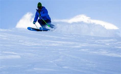 Top 10 Skiing & Snowboarding Areas in Alaska | Green Vacation Deals