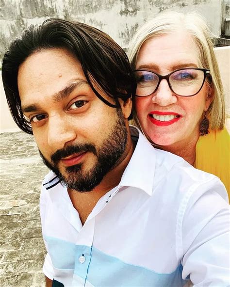 90 Day Fiance Sumit And Jenny Shares Romantic Video Together