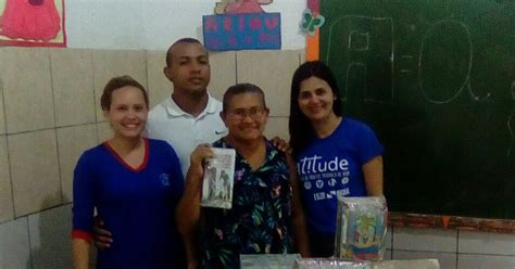 LIVRO SOLIDÁRIO Imprensa Oficial doa livros para Centro Comunitário do