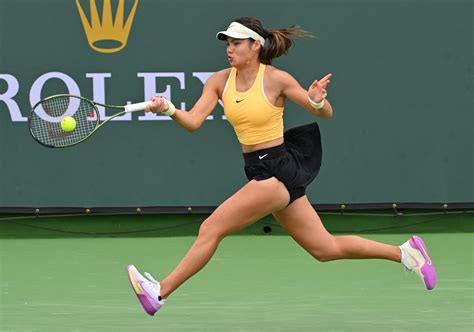 Emma Raducanu Reaches Indian Wells Third Round The Globe And Mail